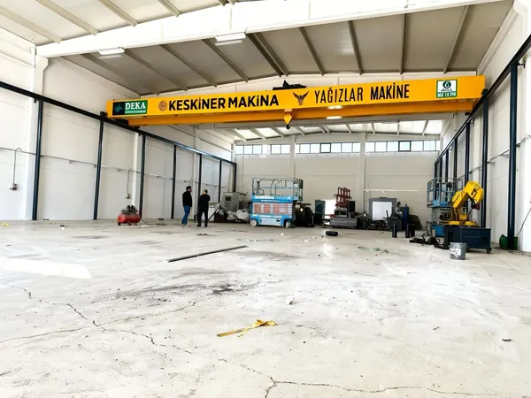 Keskiner Makina - Yağızlar Makine - Çift Kirişli Gezer Köprülü Vinç projesi